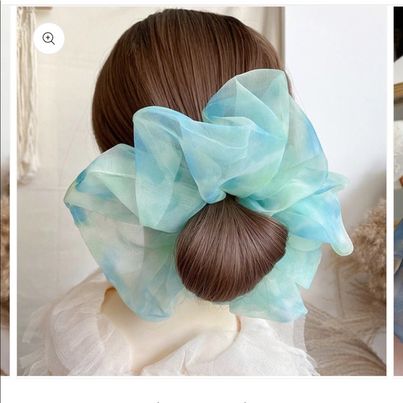 Aphrodite Collection Oversize Scrunchie - Picture 1 of 2